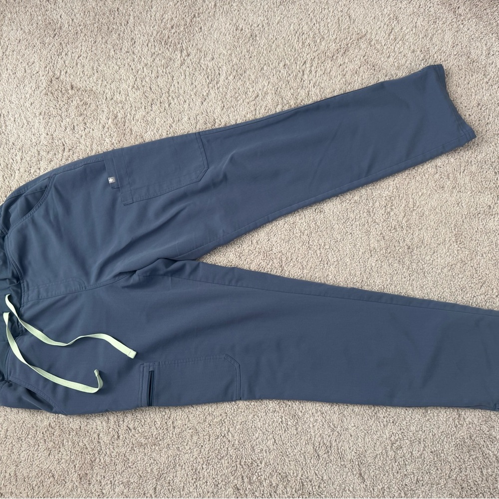 Figs Yola high waisted scrub pants